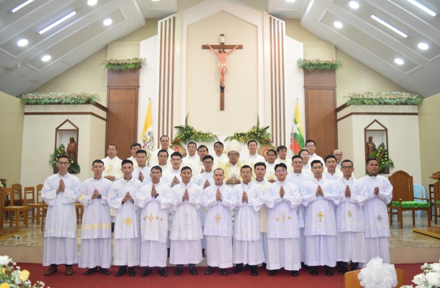 ဝံးတခိၩ့ မံၭထၭခွၫ၂၈ဂၩဒိၭန့ ယွၩအခ့ၫအၡၩအလၩအဖၩ့အဂဲး