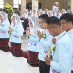 ဝံးတခိၩ့ ဆၧအီၪကီၪ့ဆရၫ ဆရၫမုၪလဖၪ အယူၩဘလံၫ