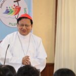 ကၫဒံၫနဲၫ ချားလ်စ်ဘို တရါလၩ့ဎြံၬအီၪဖျဲၪအဂဲး