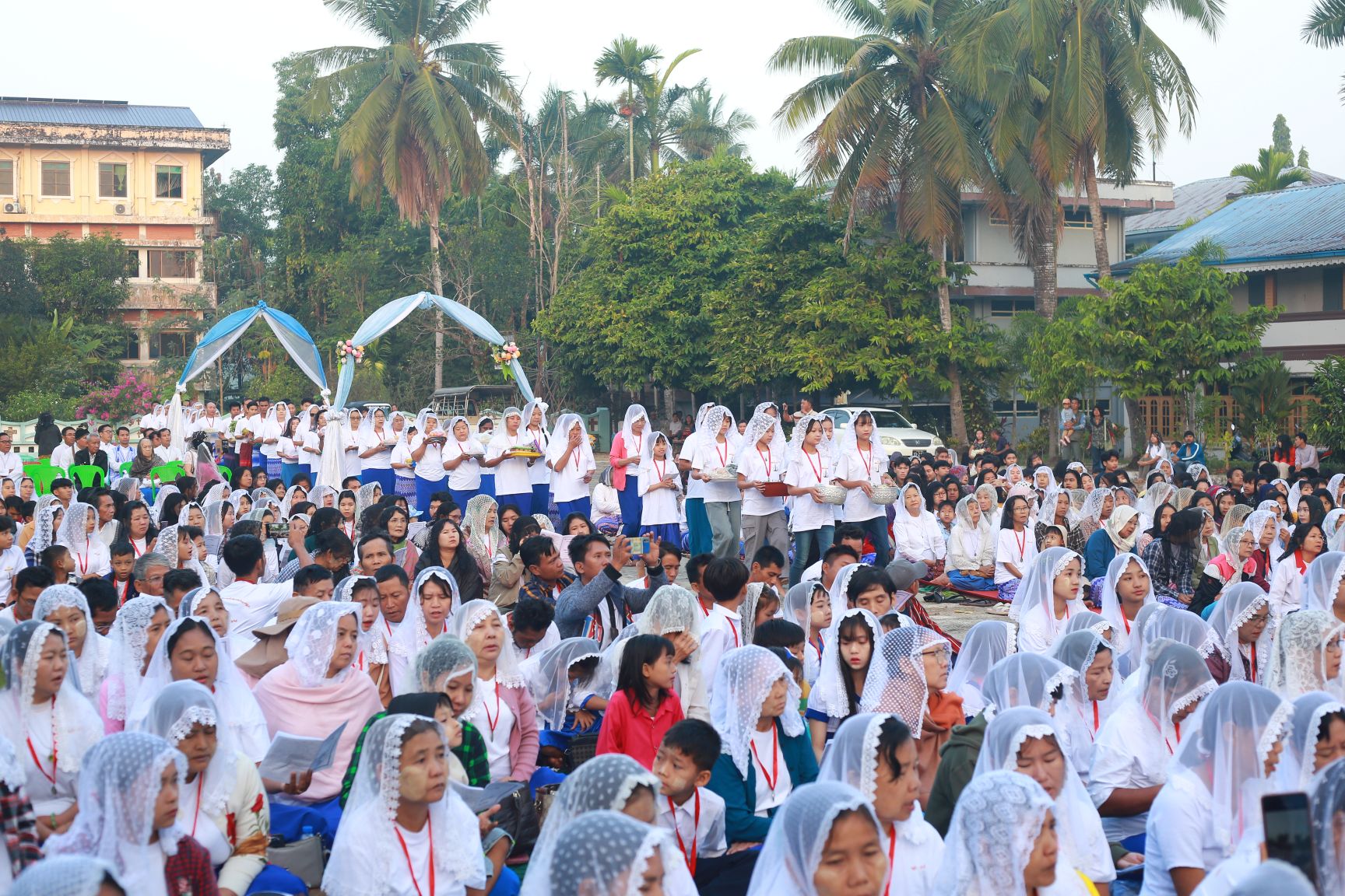 ဒိၩ့ပၥံၫ့ဆၧအီၪကီၪ့ဖၧၩ့ မိမၫရံၫခရၧၫ့ ဂဲၫထီၩ့အီၪထၪ့ဘၭ အနံၪ့ ၇၀ အဂဲး