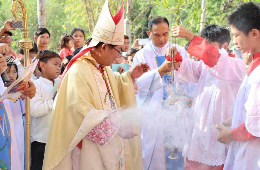ဘၪဆၧဆိၪဂ့ၩဆိၪဘွၩ တောင်ယာကုန်းဆၧအီၪကီၪ့ St.Remigius ၥရိၬ