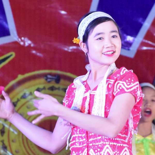 အ့ၪၥၭနၪ့ခွံၬ ဆၧအီၪမၧၫ့ ဖးဖီၩ့ကကၪလီၫ – ၁