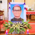 ၥၫ့ခိၪဒိၪ John Gabriel မံၫမၪထဲၩ့လၧကဆါဎြံၬ အနံၪ့ဎွ့ၩထၪ့ ၃၂နံၪ့ ဆၧနၪ့ထၪ့