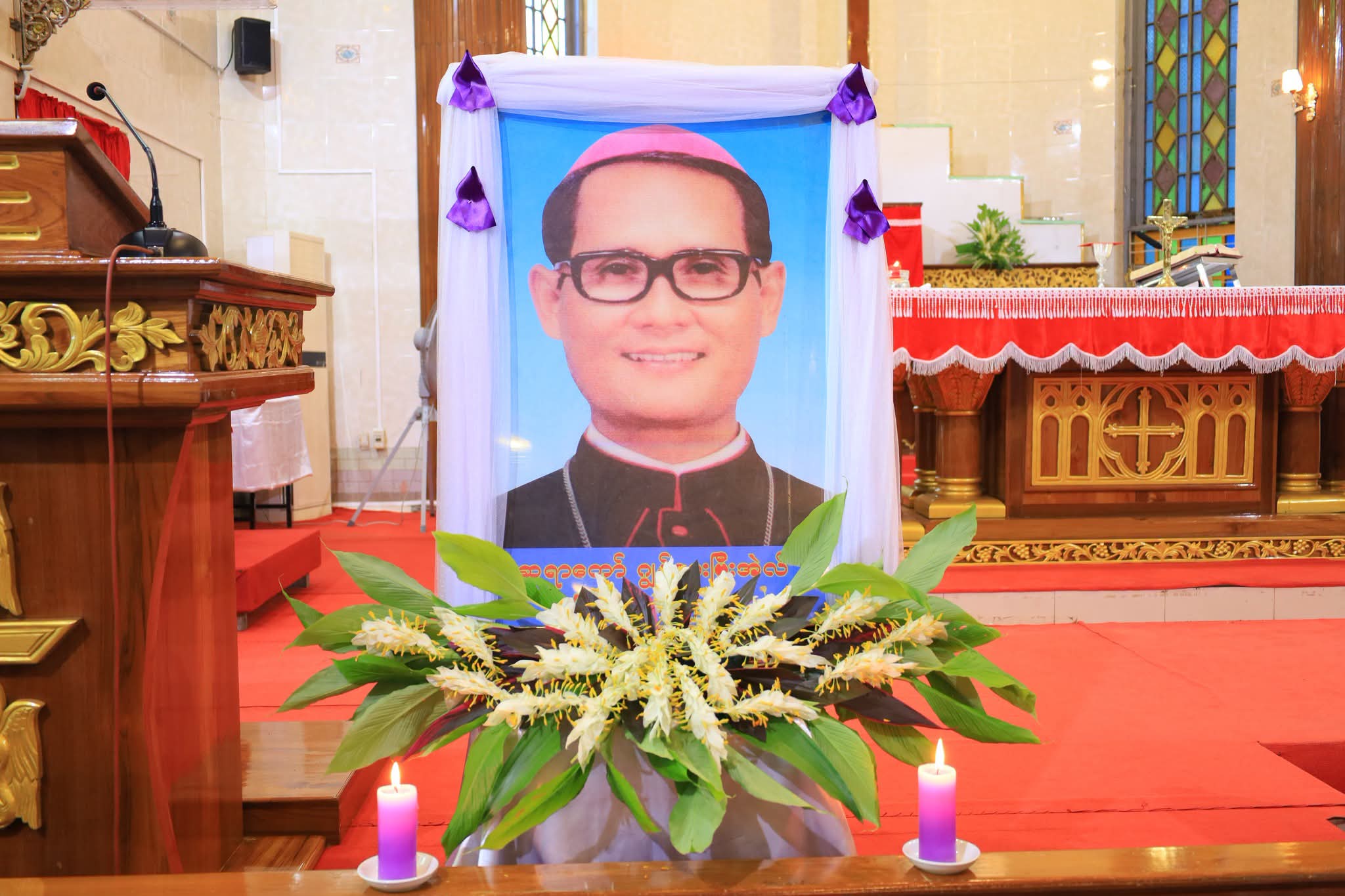 ၥၫ့ခိၪဒိၪ John Gabriel မံၫမၪထဲၩ့လၧကဆါဎြံၬ အနံၪ့ဎွ့ၩထၪ့ ၃၂နံၪ့ ဆၧနၪ့ထၪ့