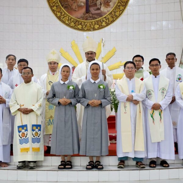 “လၧဝံးတခိၩ့ဖၧၩ့ မံၭထၭမုၪနံၫဂၩ ဒိၭန့ ဆၧအုၩ့လၩ့အဆိၪထုၬ”