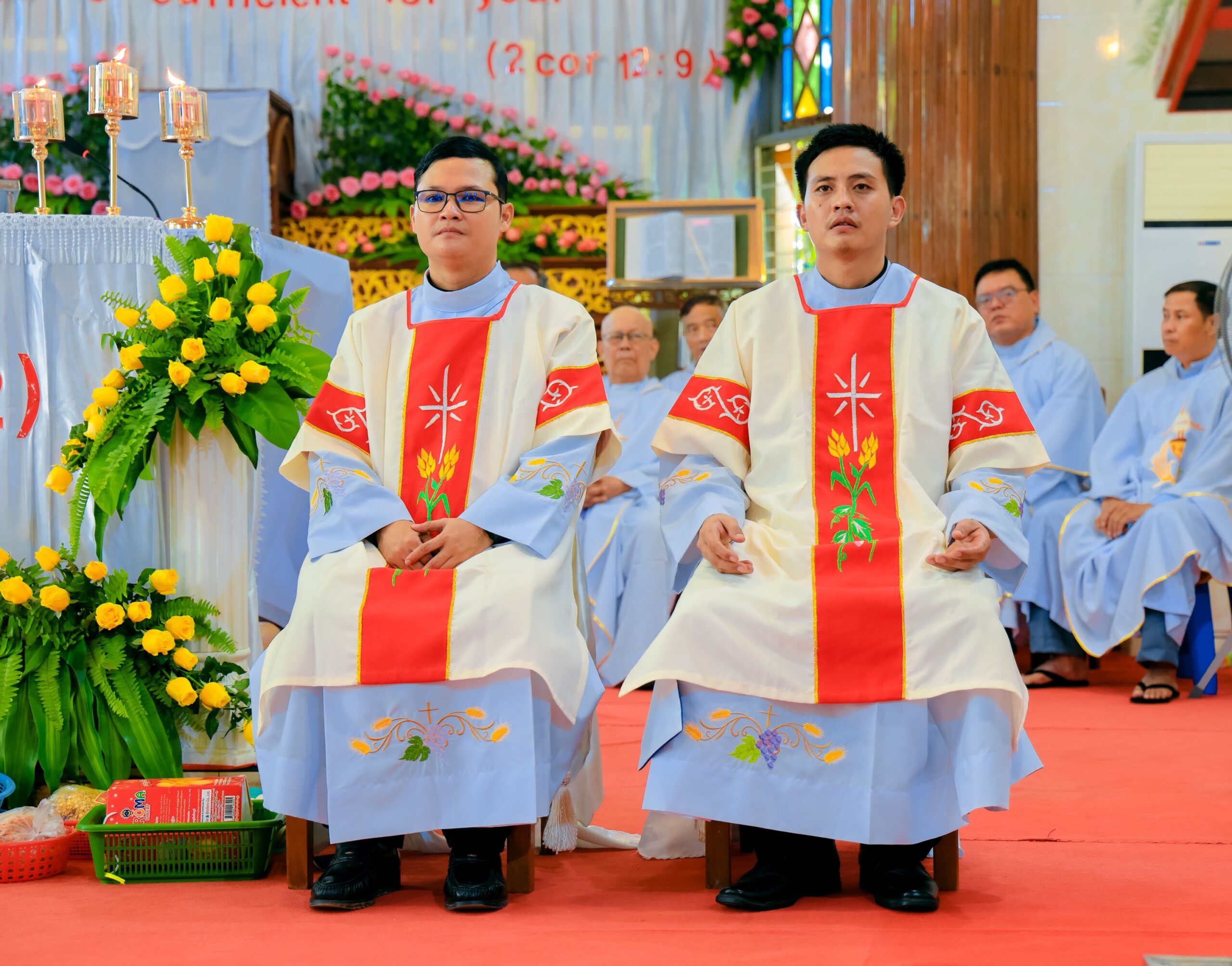 ဆၧဒိၭန့Deaconအဆၧကဲၪ
